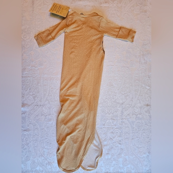 Copper Pearl Newborn Knotted Gown - Marigold, NWT, BONUS Coordinating Bonnet! - Picture 4 of 13